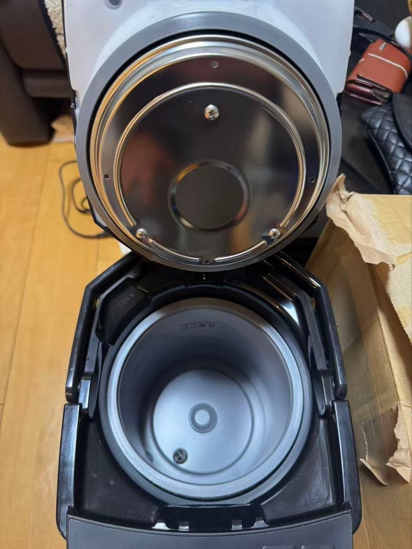 TIGER 魔法瓶ポット 2.2L ブラックpim-g220 消毒済み