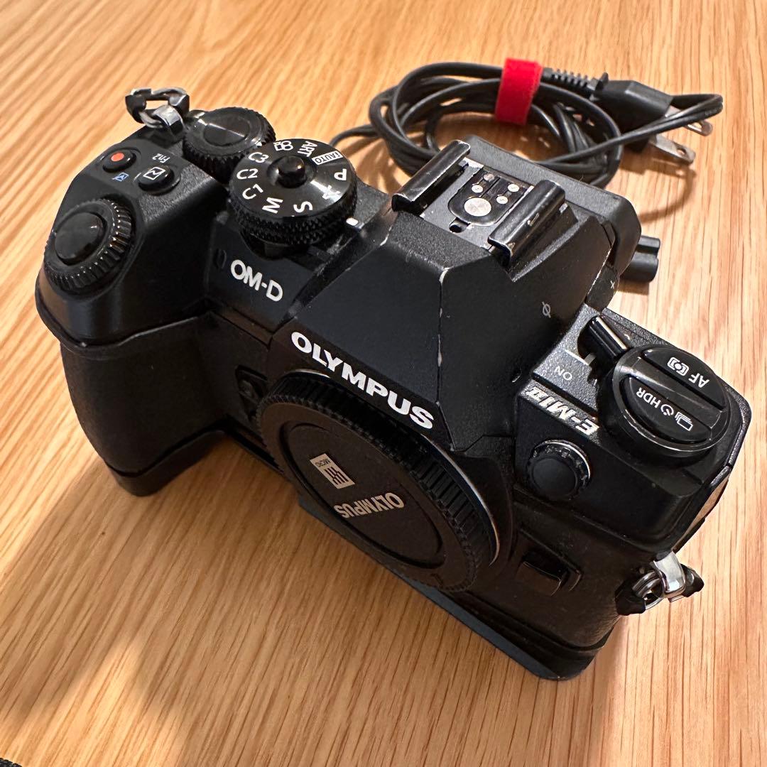 Olympus OM-D E-M1 Mark II カメラ 一眼レフ 訳あり