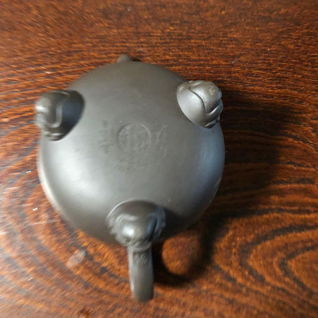 中国　獅子彫刻の陶器急須