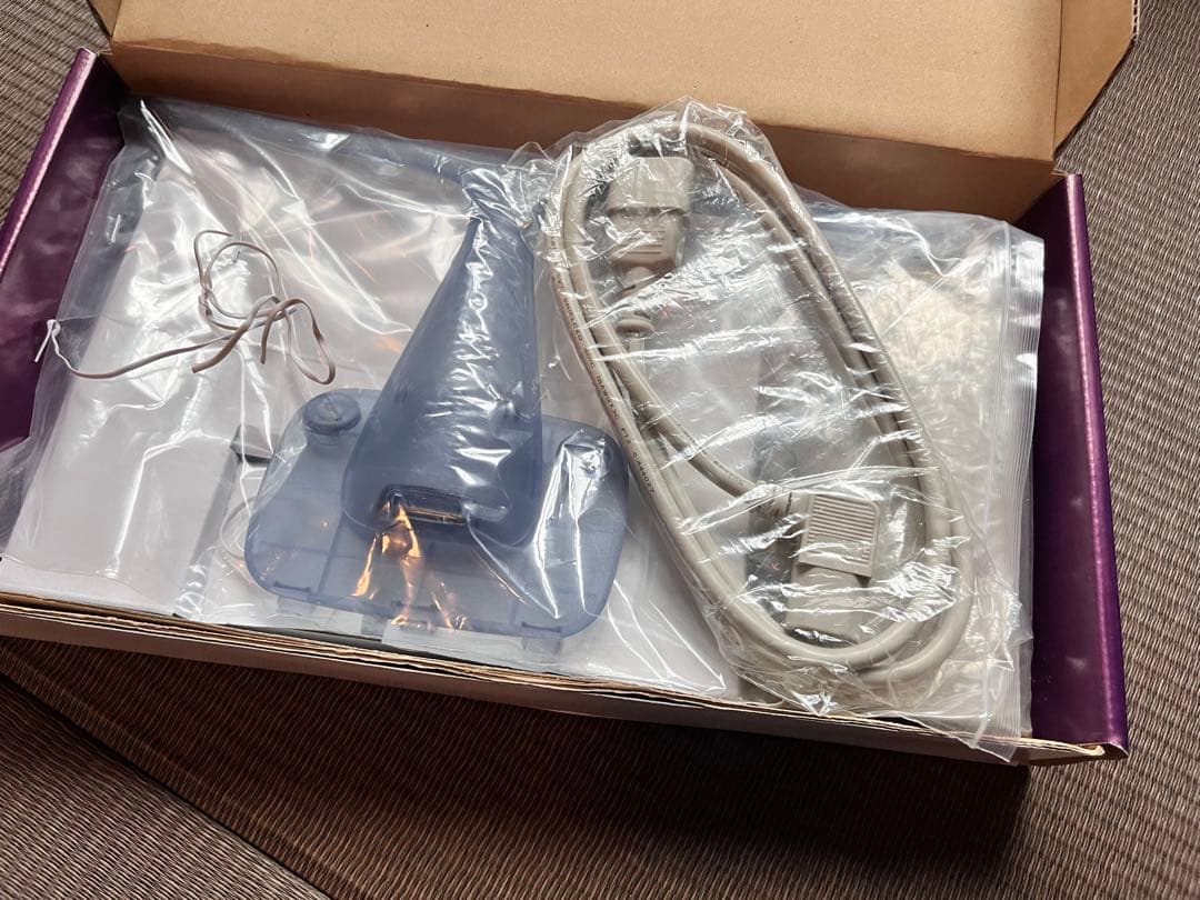 v*f様 Apple Studio Display 15 (1998、初代LCD