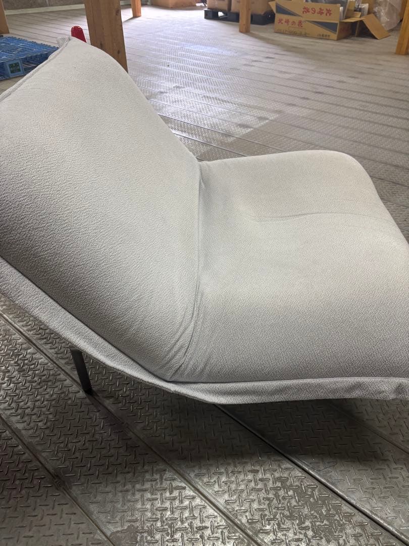 リーンロゼ　カラン　スチールレッグ