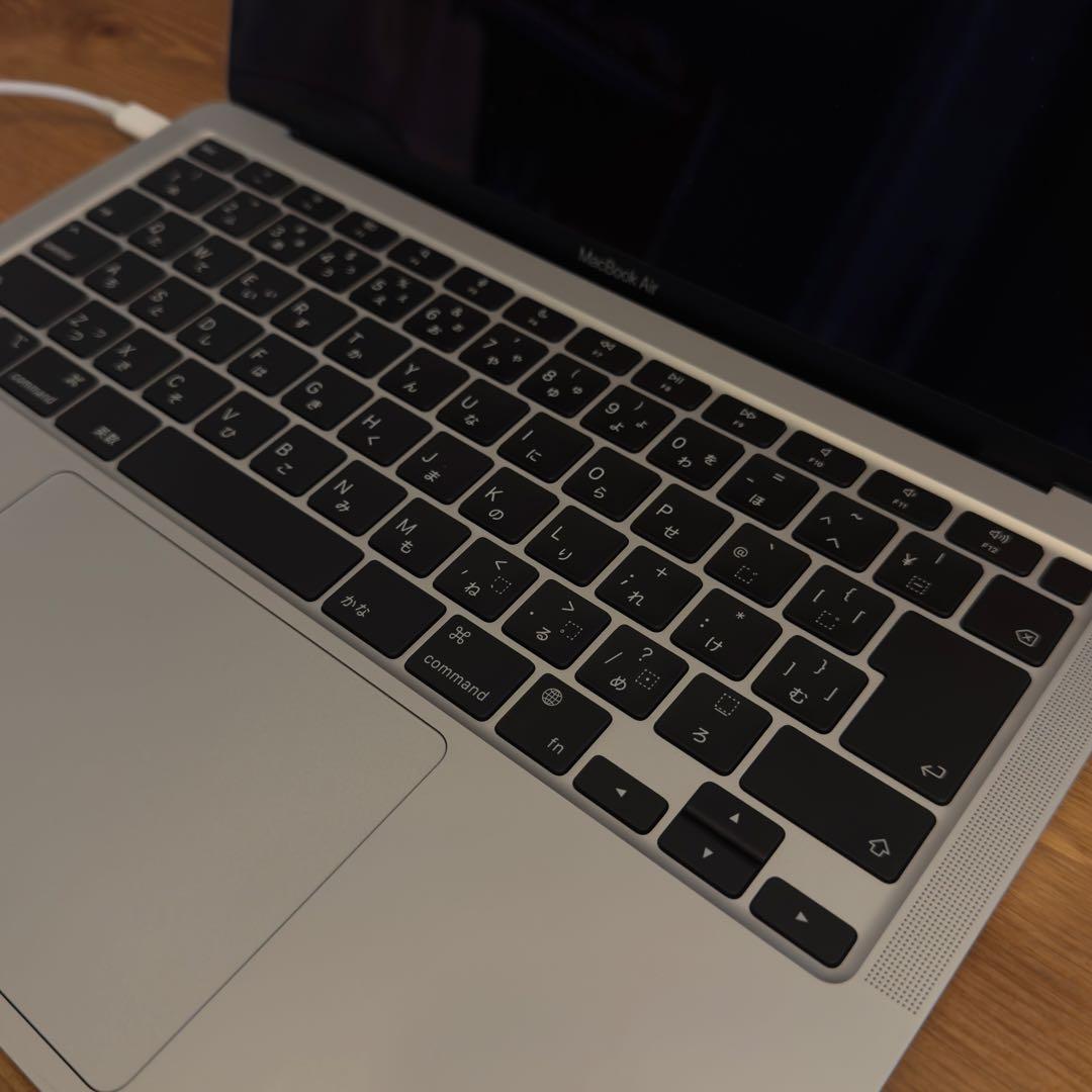 【美品】Apple MacBook Air シルバー 日本語配列