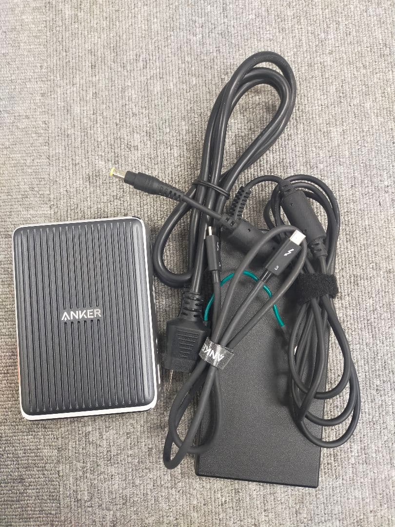 送料無料✨アンカードッキングステーション13in1