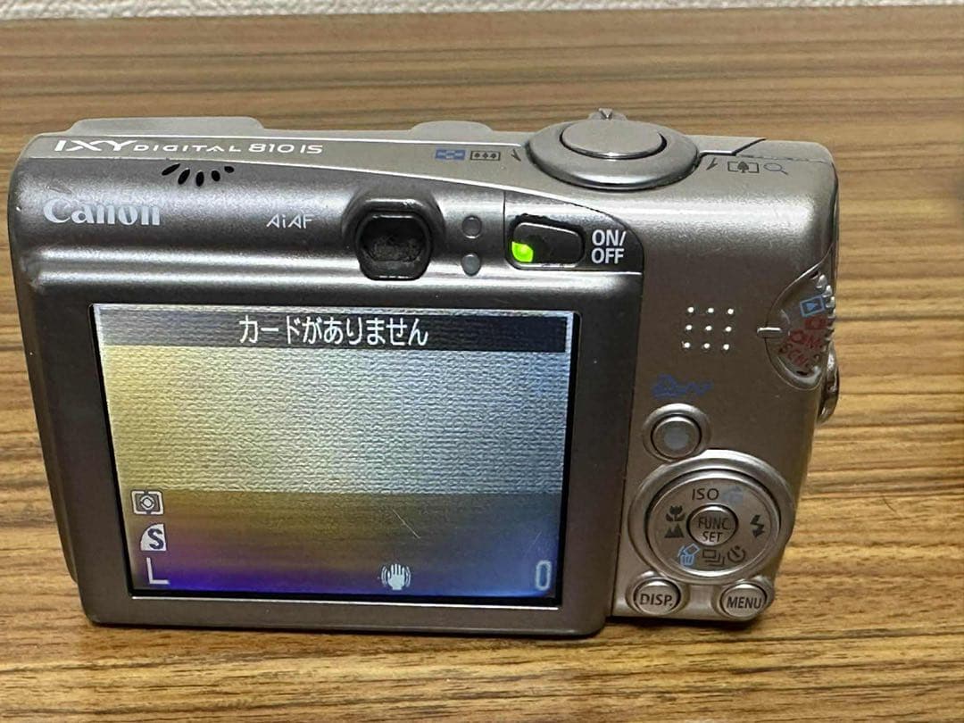 Canon IXY Digital 810 IS シルバー 充電器付き