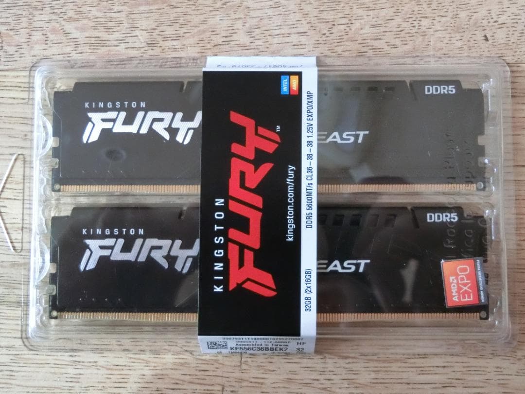 未開封新品：KINGSTON FURY DDR5 5600 32GB