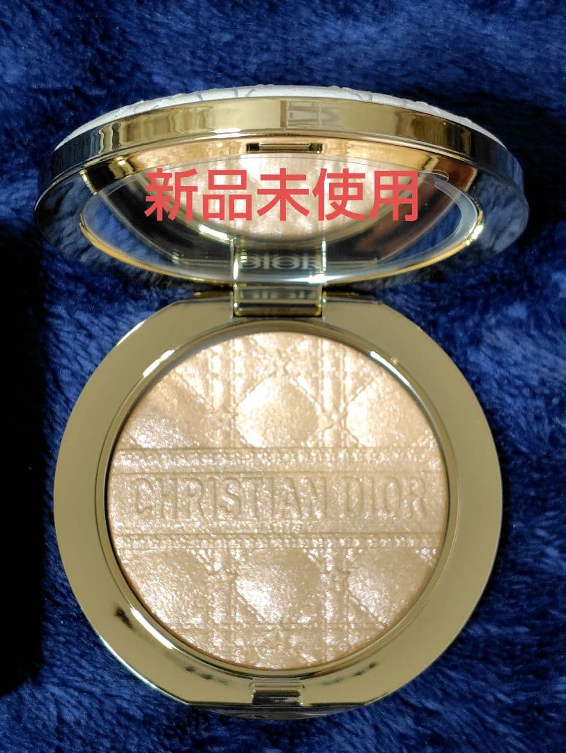新品　Dior　ディオールスキンフォーエヴァー　グロウルミナイザー　限定色001