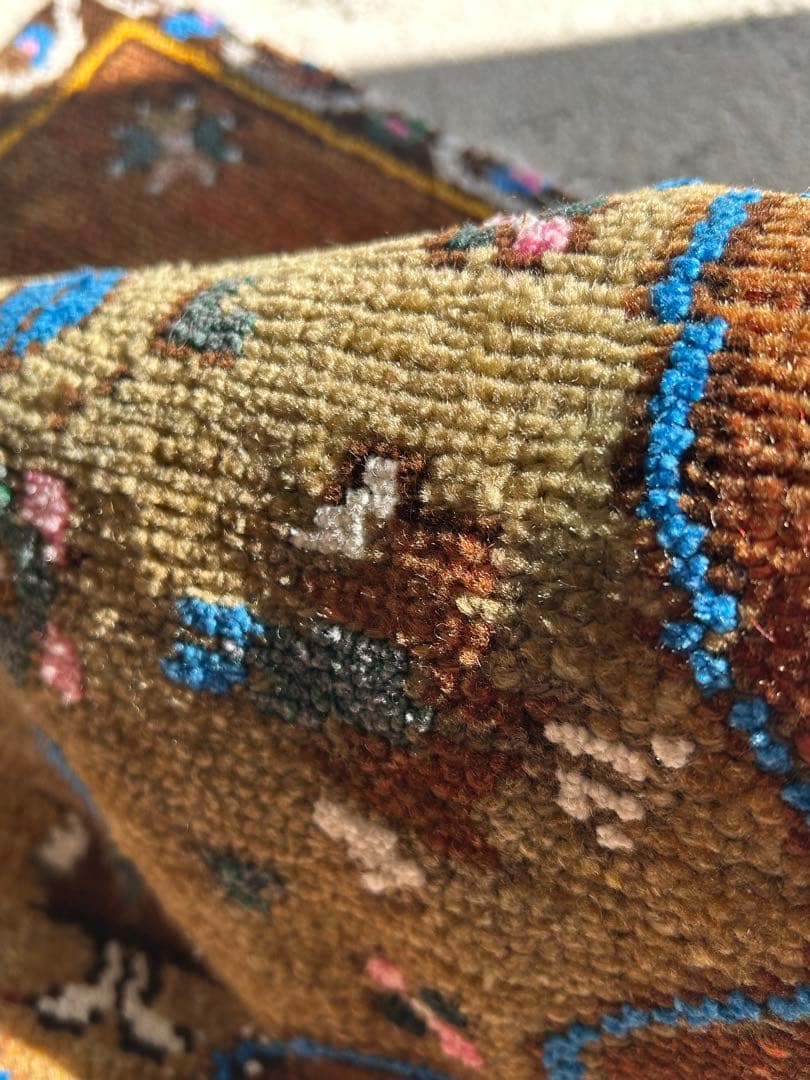 レア柄　トルコ　ヴィンテージ　ラグ　トルコラグ　ウール　モコモコ