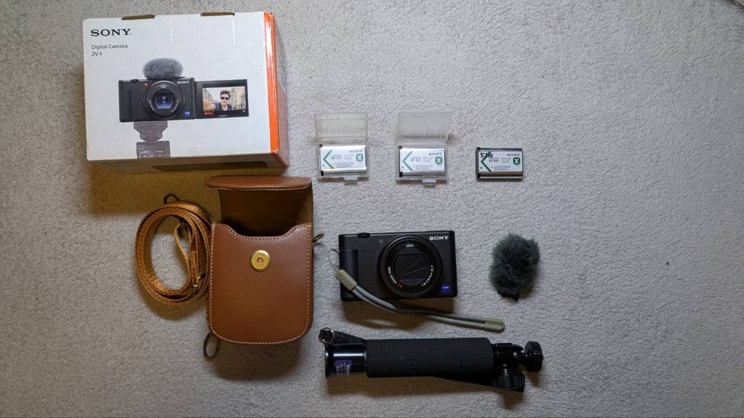 K*e様 Sony ZV-1 デジタルカメラ 本体　おまけ付