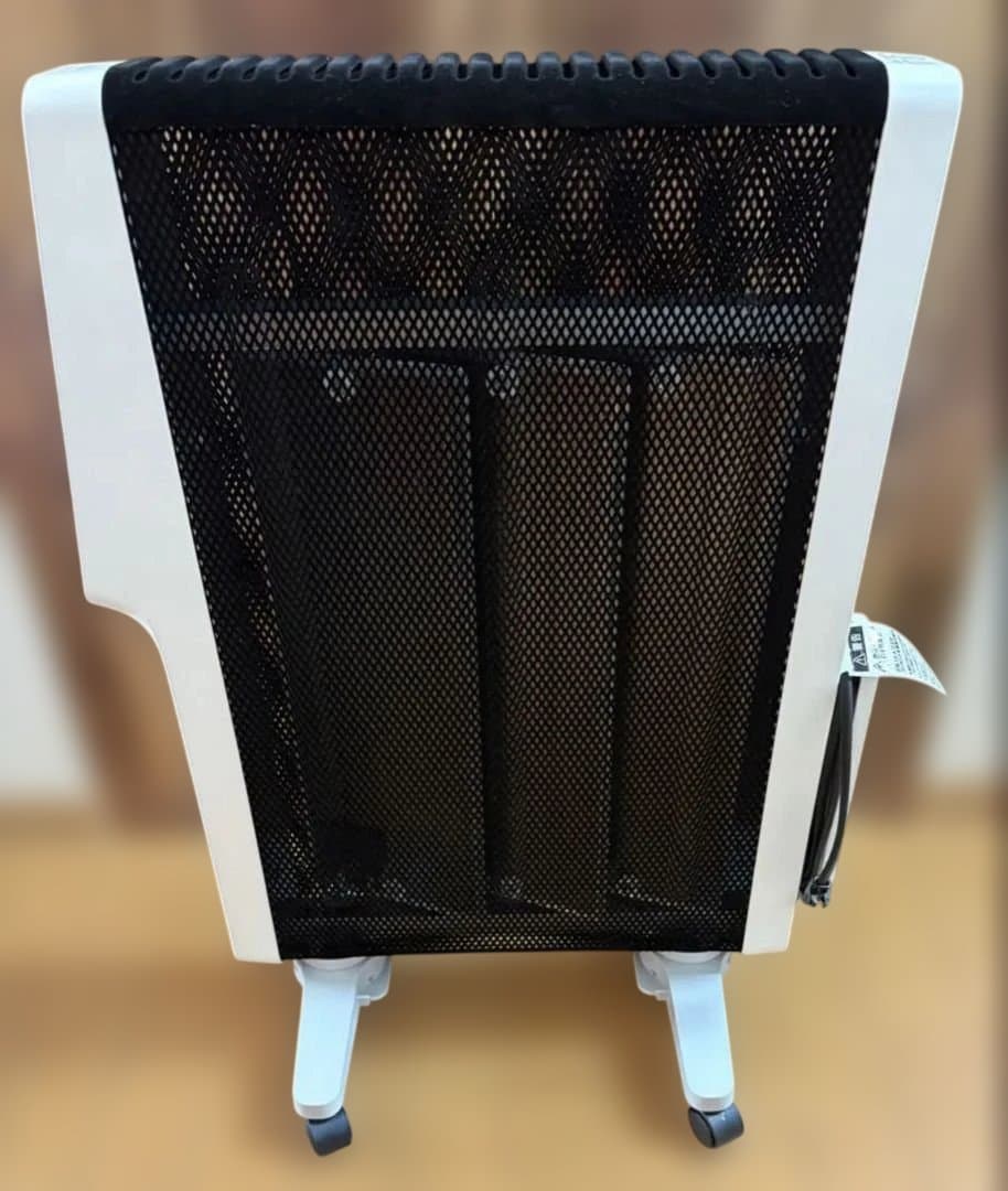 シロカ　遠赤軽量ヒーター　SN−M351 2023年製