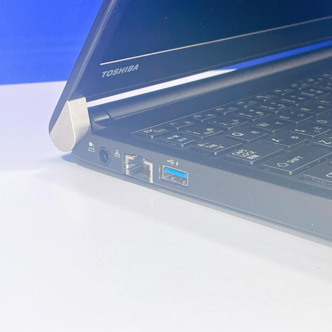 小型軽量！即利用OK✨Win11✨快適SSD✨東芝カメラ付小型ノートパソコン軽量