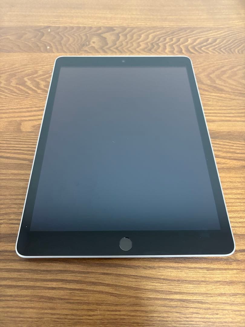 【極美品】iPad 第9世代 64GB シルバー付属品完備