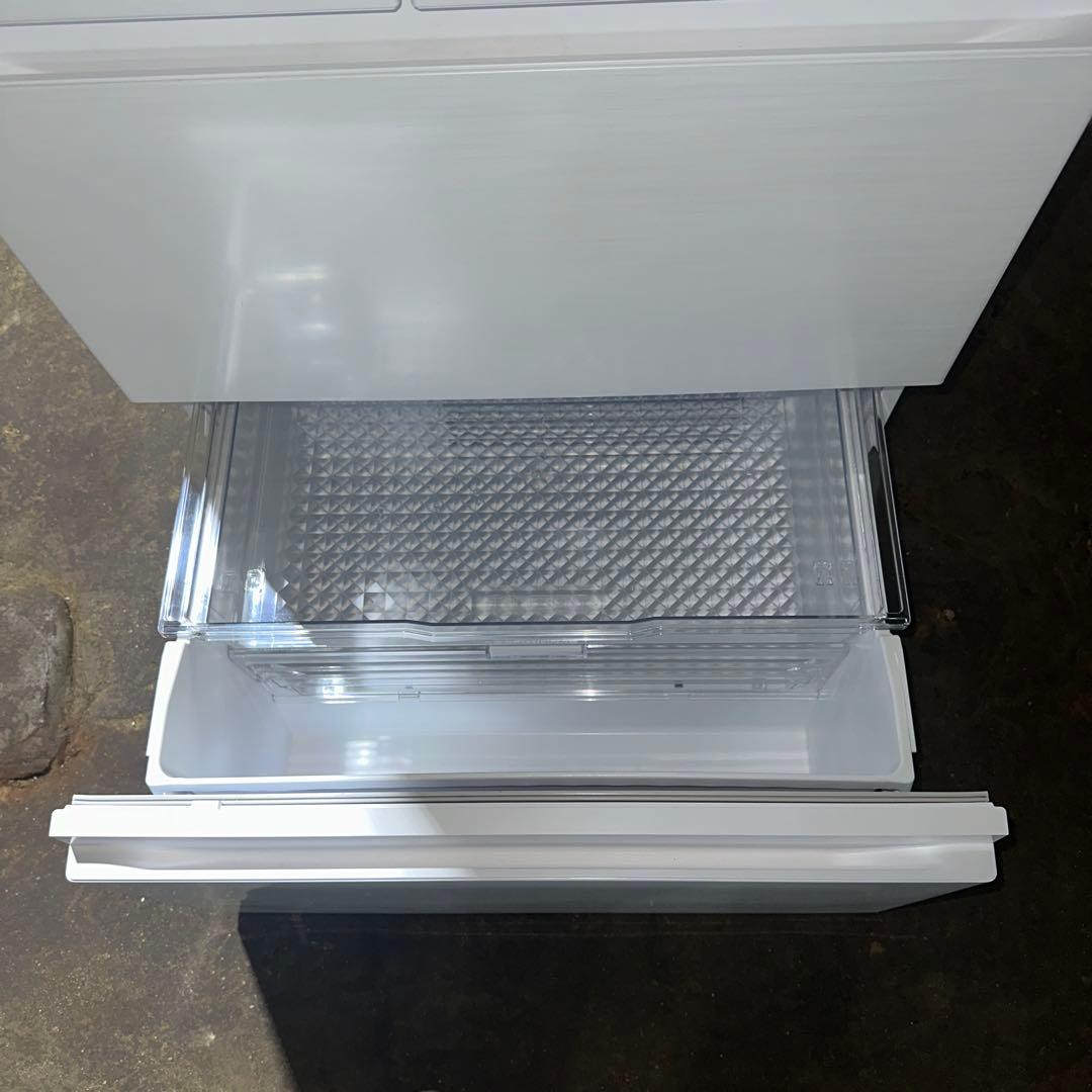 S*i様 HITACHI 冷蔵庫 ホワイト ダブルドア