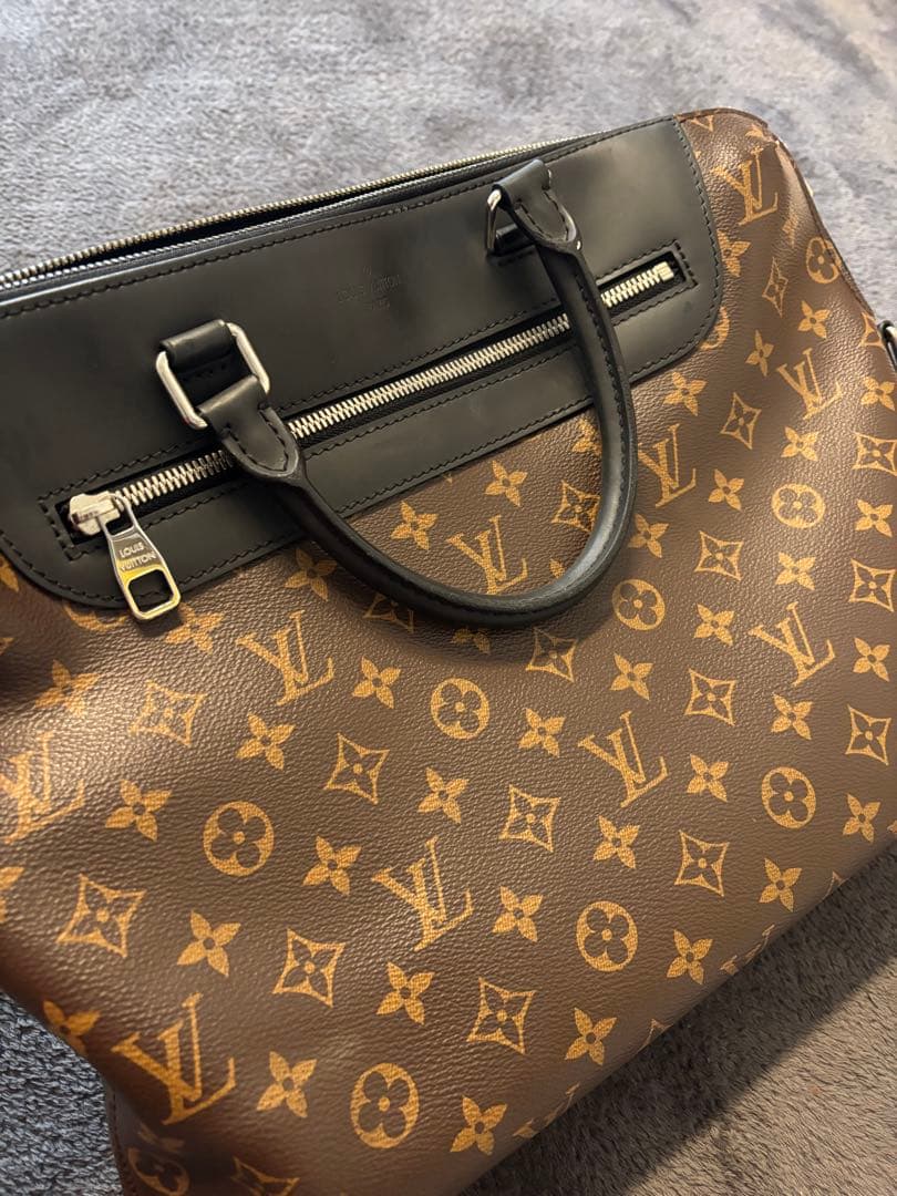 ルイヴィトン モノグラム マカサー ポルトドキュマン ジュール ハンドバッグ