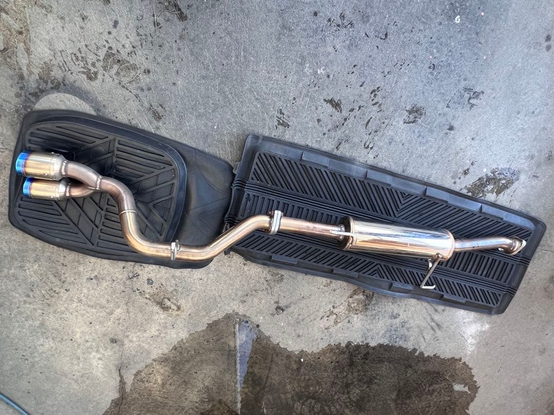 DA17 ロッソモデロマフラー　チタンカラー
