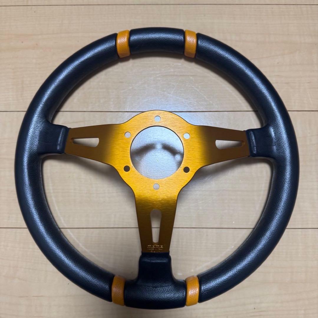 ク*9様 MOMOドリフティングステアリング