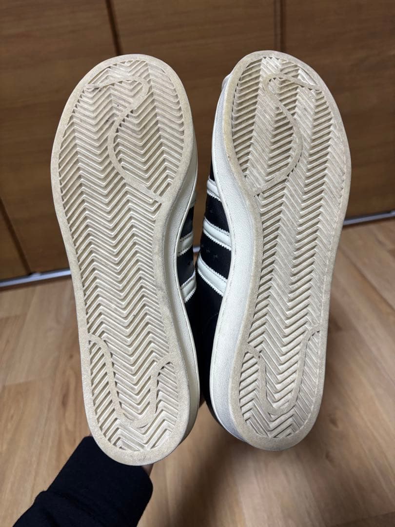 adidas×thug club superstarスニーカー 箱付き