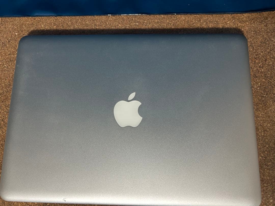 Apple MacBook シルバー 本体と充電器