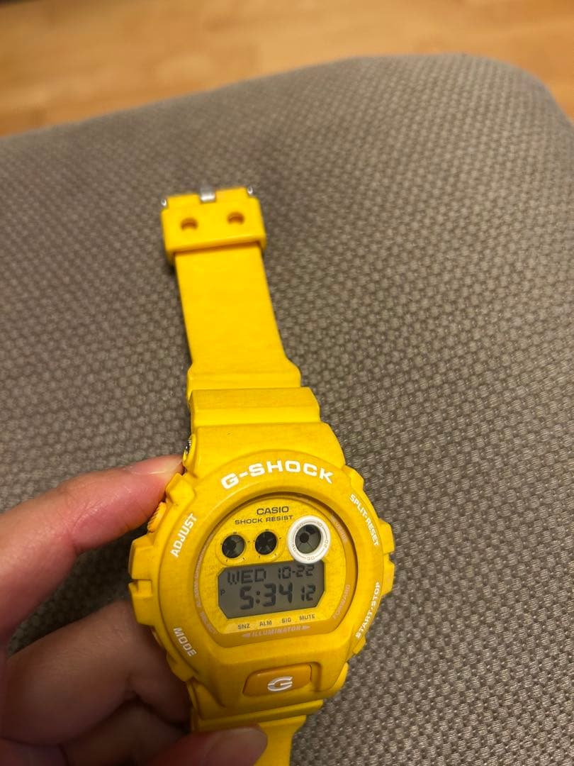 おすすめ！新品 CASIO G-SHOCK GD-X6900HT イエロー