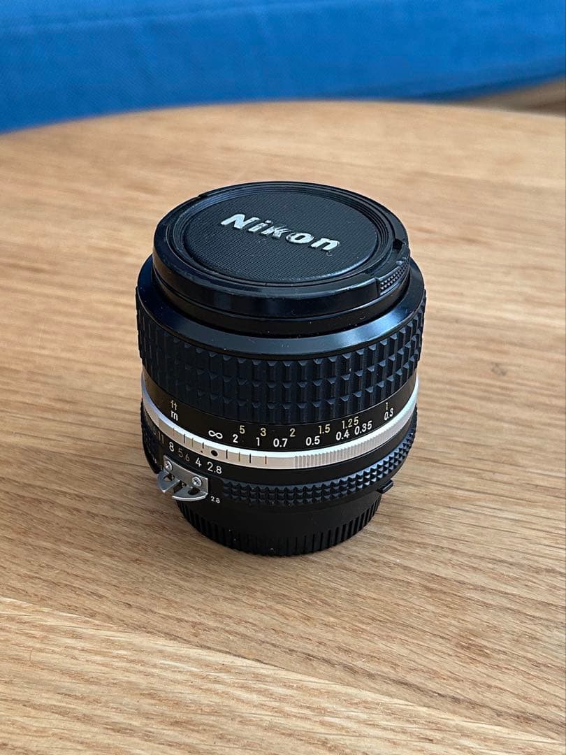 オールドレンズ　Nikon Nikkor 24mm f/2.8 レンズ