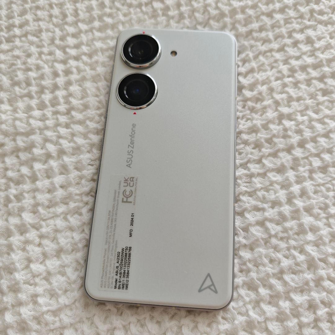 ASUS Zenfone 10 本体 ホワイト ケース付き
