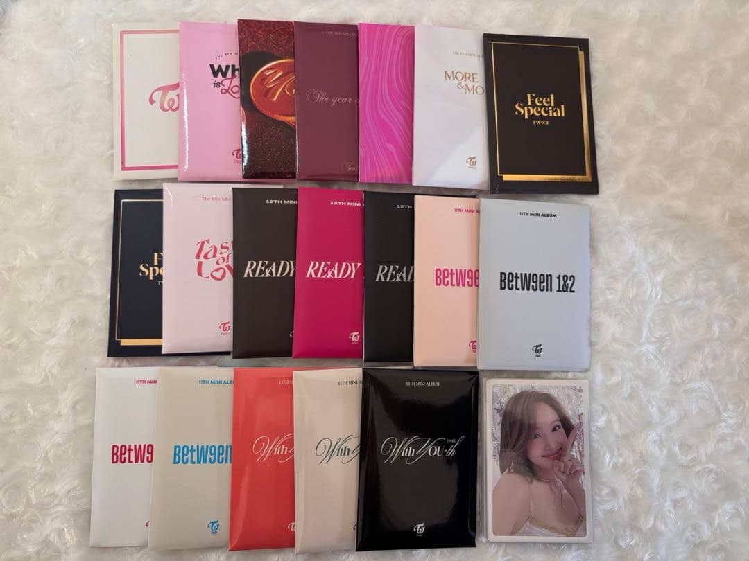 TWICE 初回特典トレカ 200枚まとめ売り