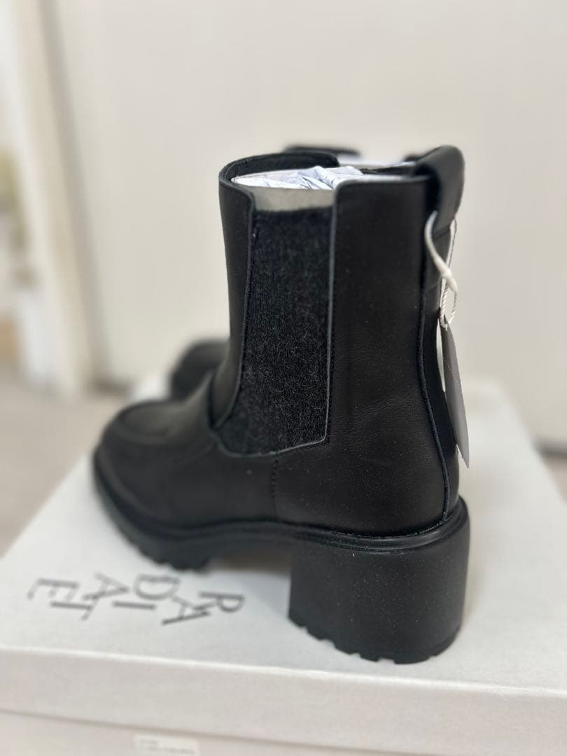 RADIATE ブラック チャンキーヒールブーツ　サイドゴア　ヤマダヤ