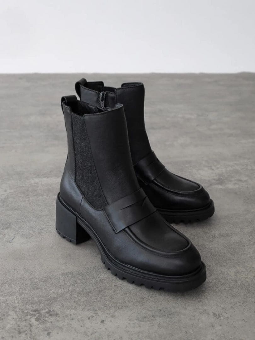 RADIATE ブラック チャンキーヒールブーツ　サイドゴア　ヤマダヤ