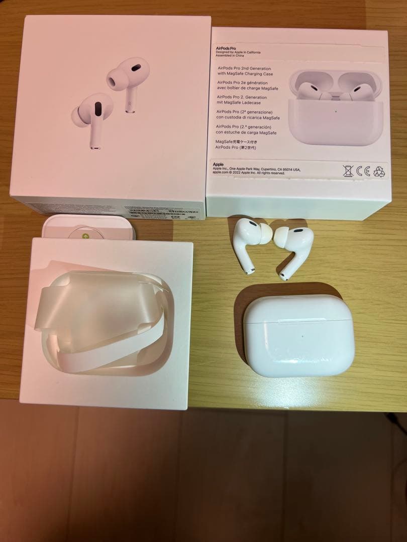 ト*ボ様 【格安】【動作確認済み】AirPods Pro 第二世代 本体 充電ケ