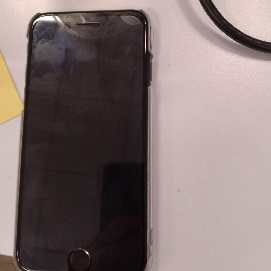 iPhone SE (第3世代) ミッドナイト 64 GB SIMフリー