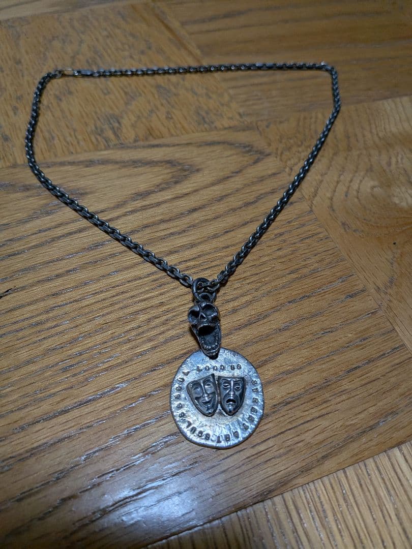 EYE3M‘s collection two face Necklace