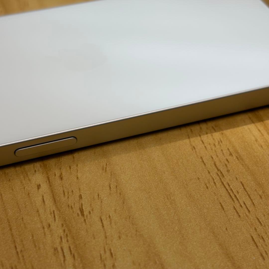 iPhone16e 256GB ホワイトSIMフリー残債なし 美品