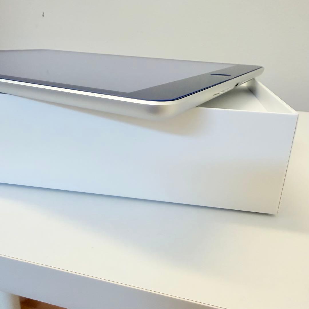 美品＊付属品未使用＊iPad Wi-Fi 64GB - シルバー　第9世代