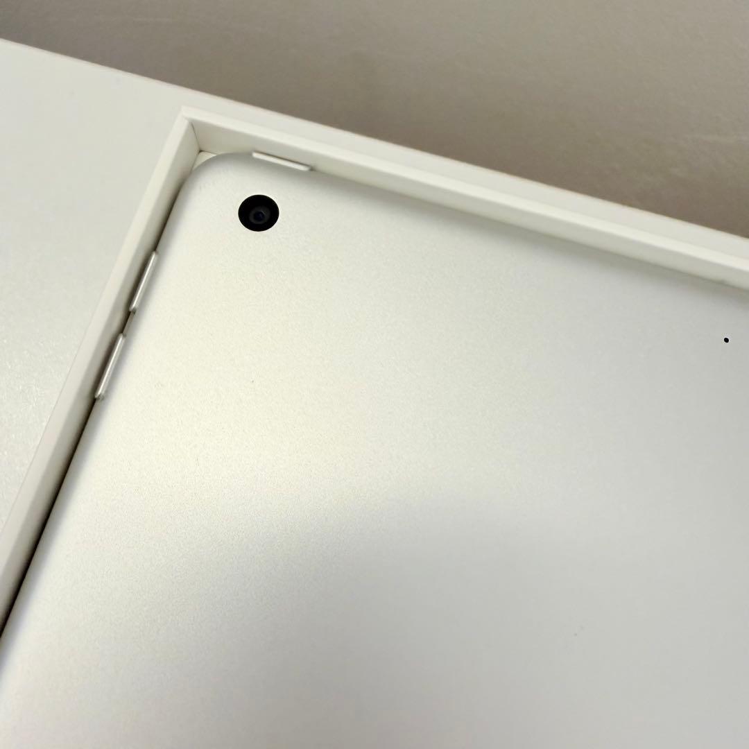 美品＊付属品未使用＊iPad Wi-Fi 64GB - シルバー　第9世代