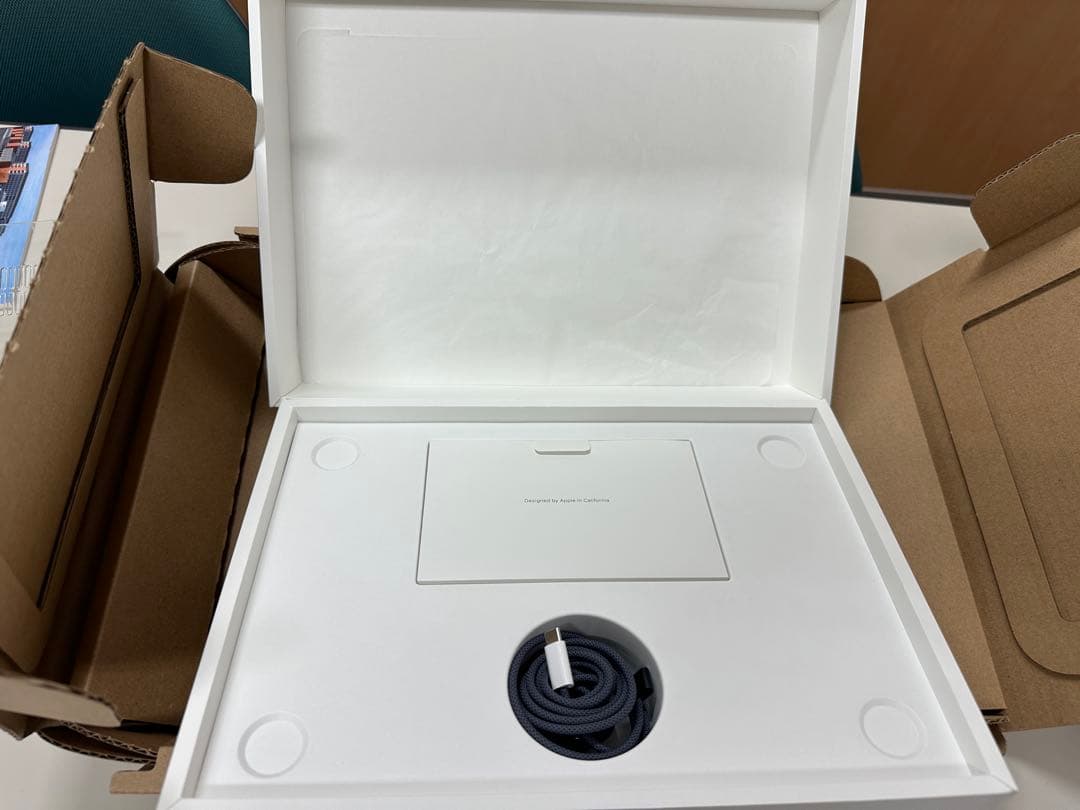 スペースグレー MacBook本体 日本語キーボード