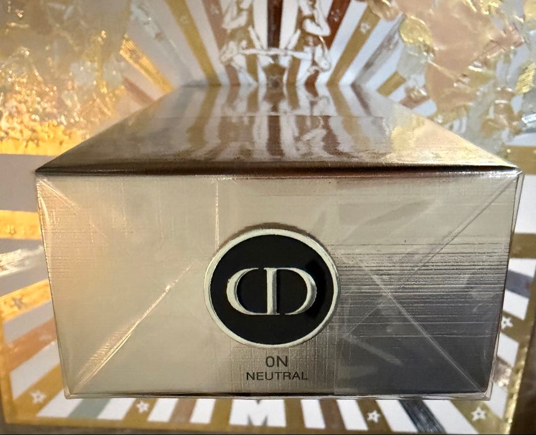 DIOR ディオールプレステージ ル マイクロ フルイド タン　ファンデーション