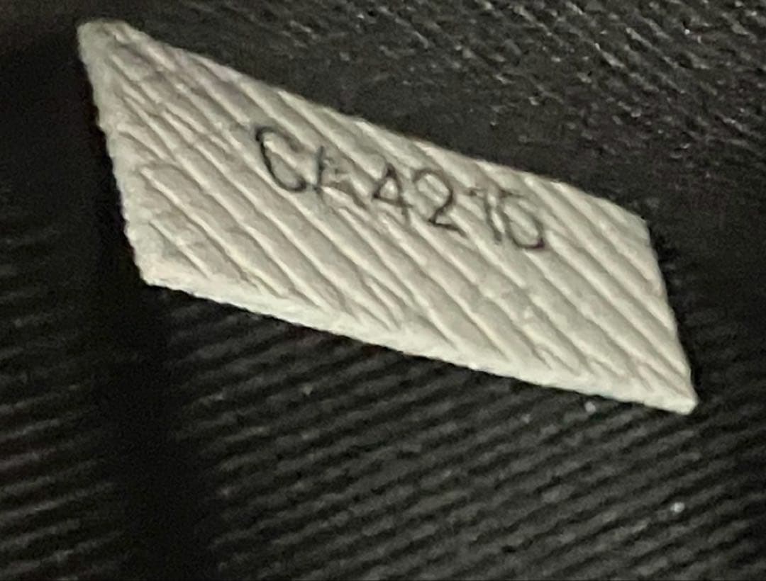 ちゃんはる ❁.。.様ルイヴィトン タイガラマ メッセンジャー M30411