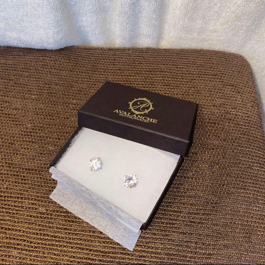 Avalanche czダイヤモンド 18Kイエローゴールド　ピアス