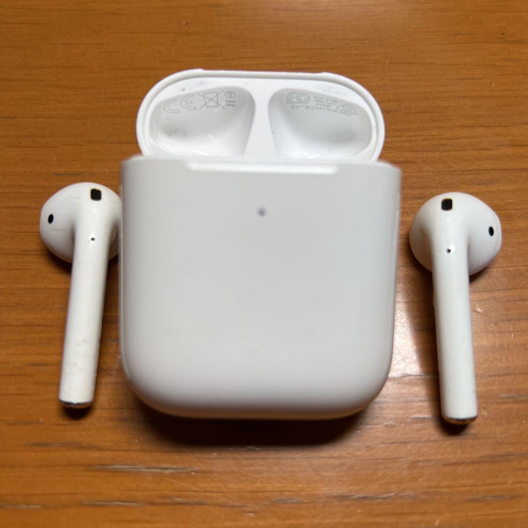 Apple AirPods エアーポッズ 第2世代 中古品