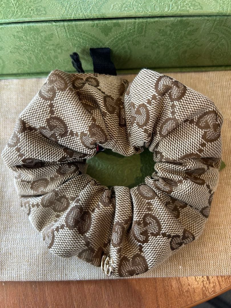 24時までゲリラセール！GUCCI グッチ『新品未使用』シュシュ ブレスレット