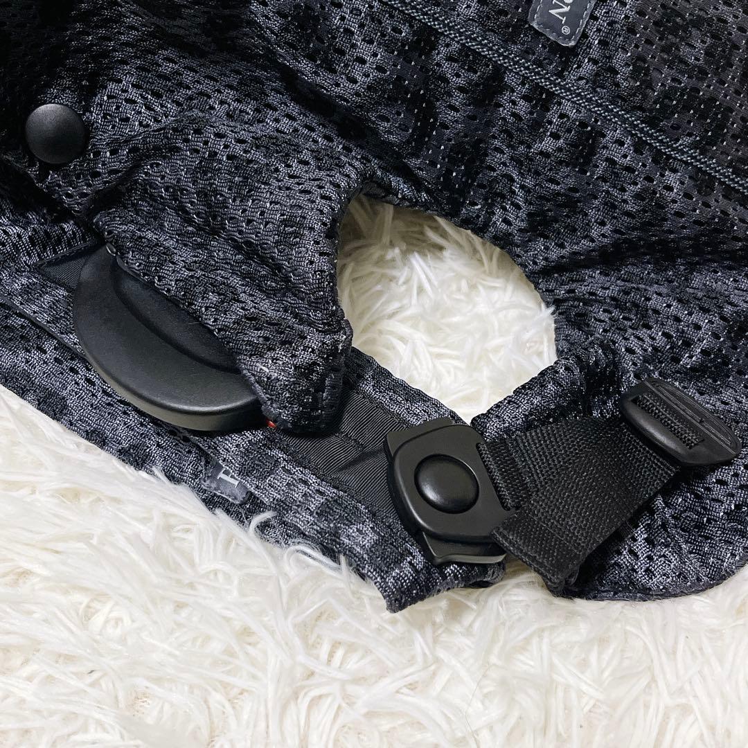 人気 ベビービョルン BABYBJÖRN ベビーキャリアMINIレオパード柄