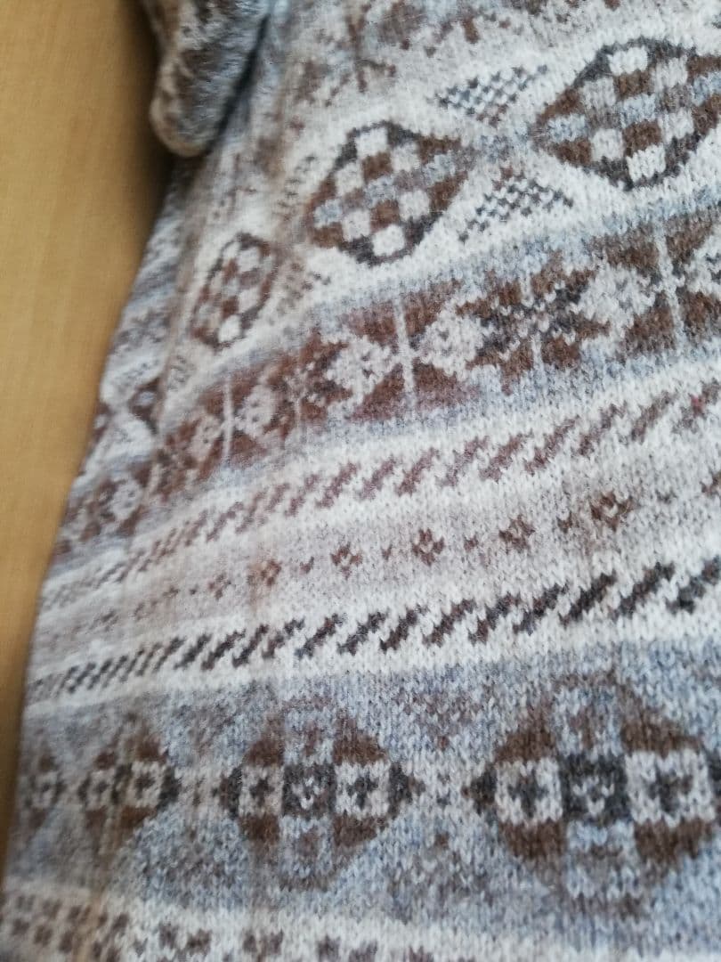 美品　Jamieson's フード付きウールカーディガン