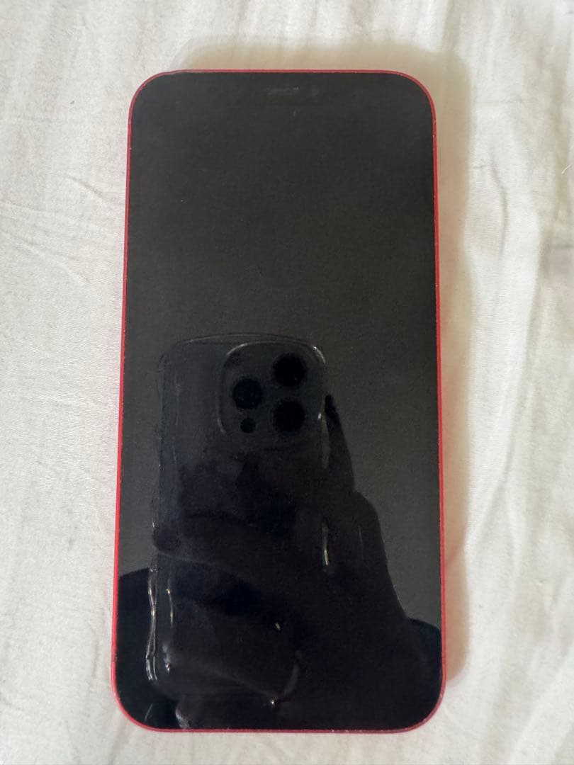 iPhone12 背面割れあり