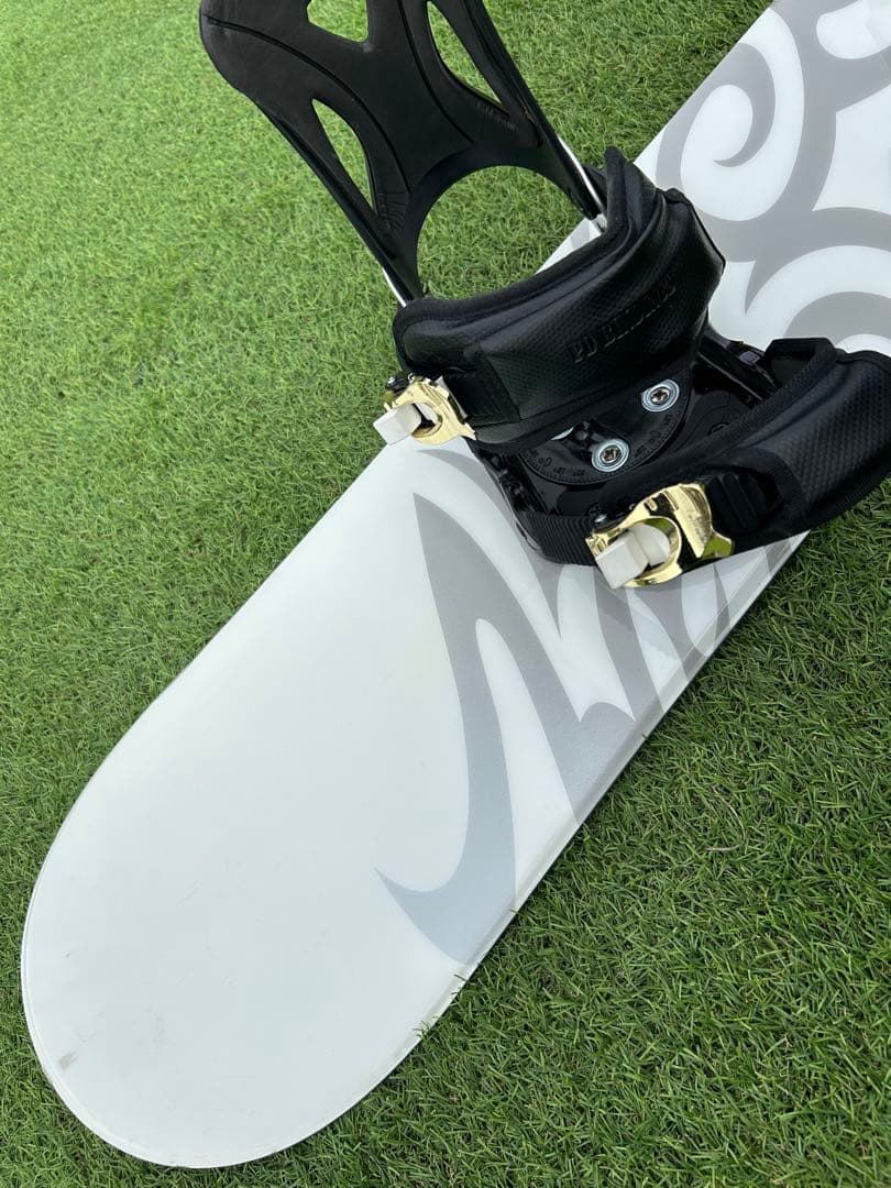 【専用】2点セット！スノーボード 板　ビンディングセット　144 SMサイズ