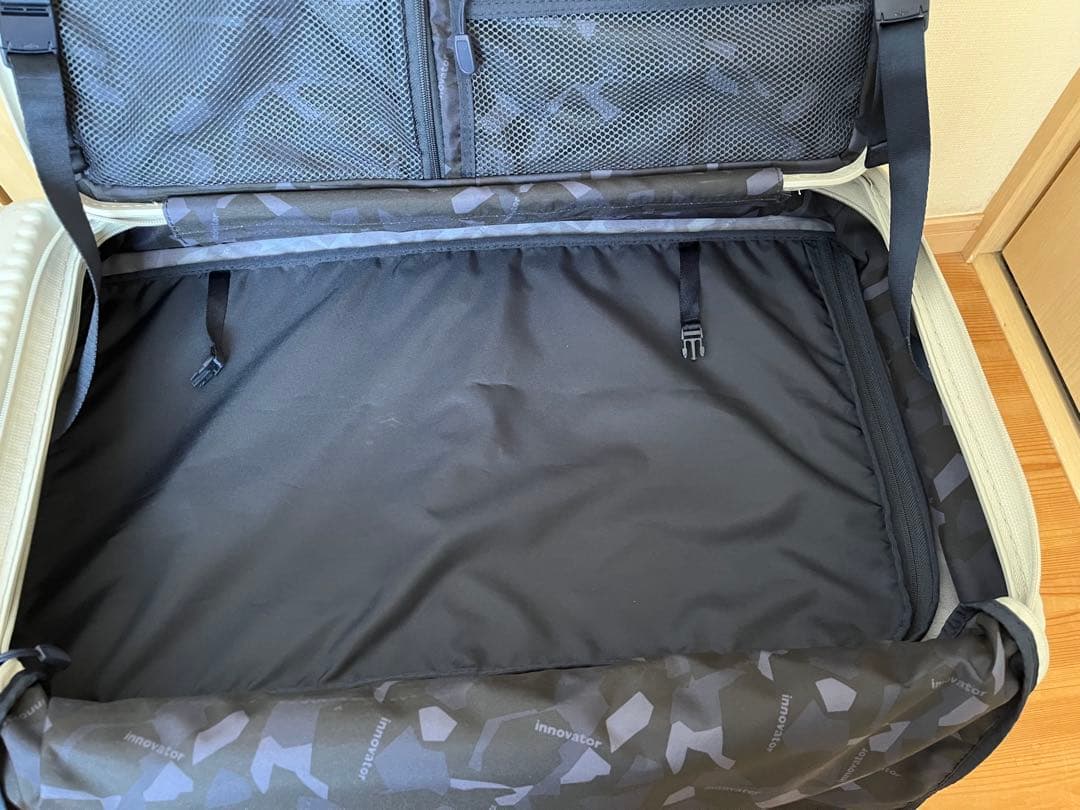 イノベーター スーツケース 75L ストーン