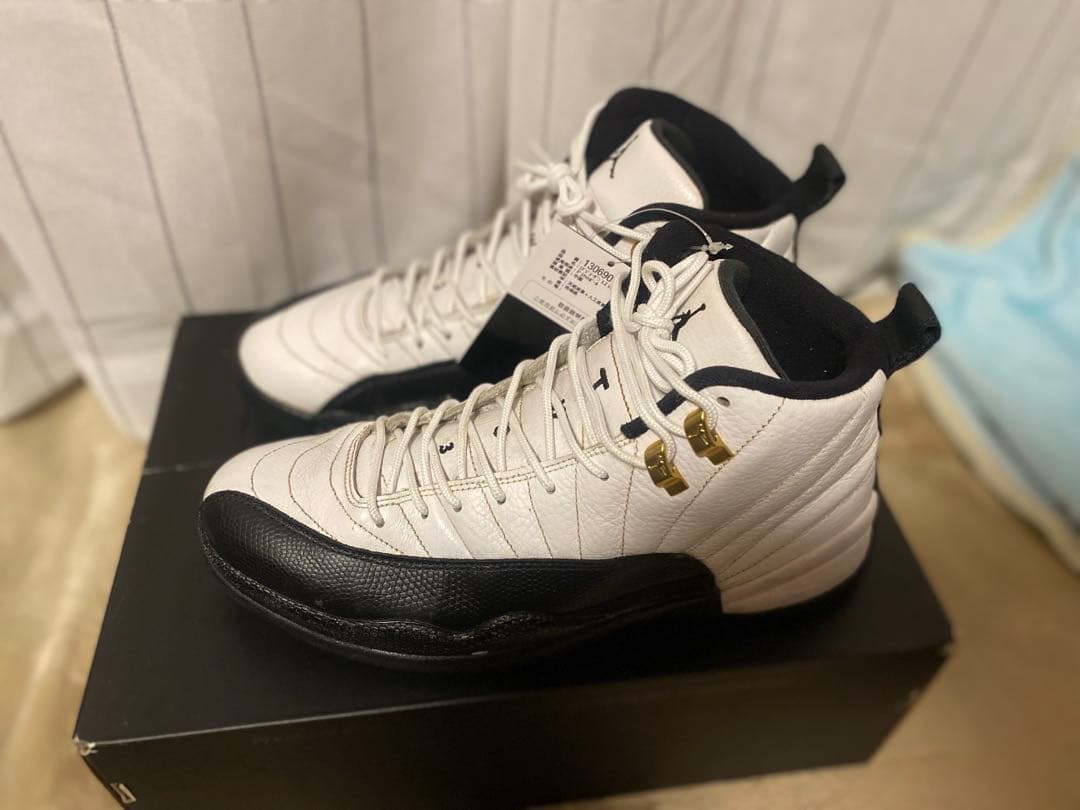 NIKE AIR JORDN12 TAXI US9 ジョーダン12 タクシー