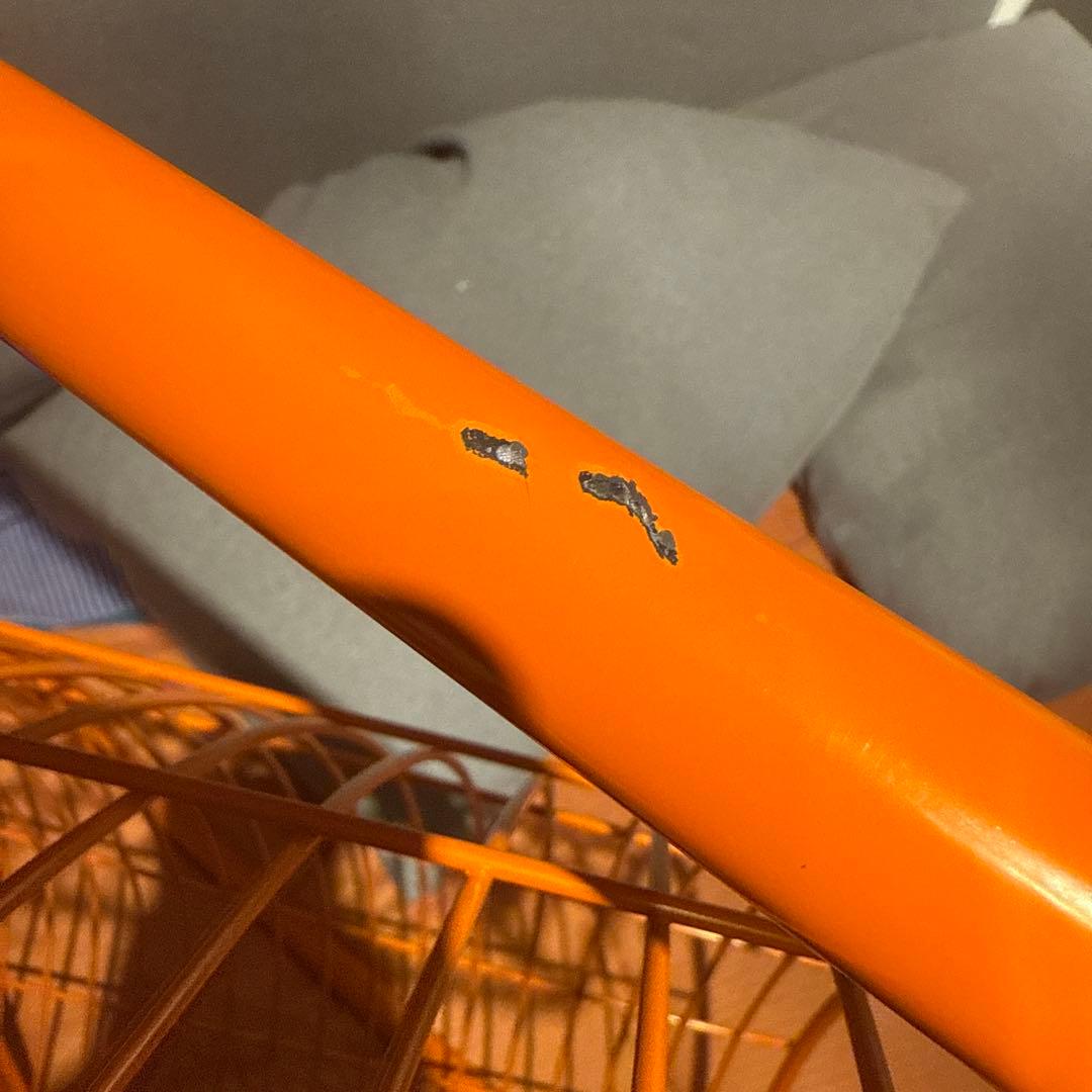 送料込み　IKEA スコールボダ　オレンジ