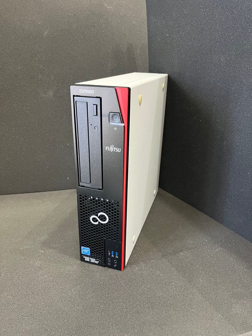 Windowsデスクトップ Fujitsu ESPRIMO D588/BX