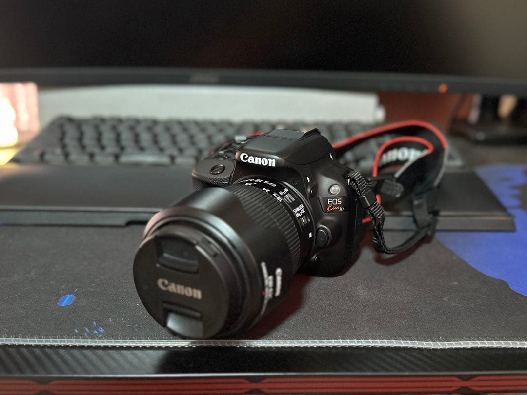 【Canon】EOS Kiss X7 ダブルズームキット ＋ 付属品多数