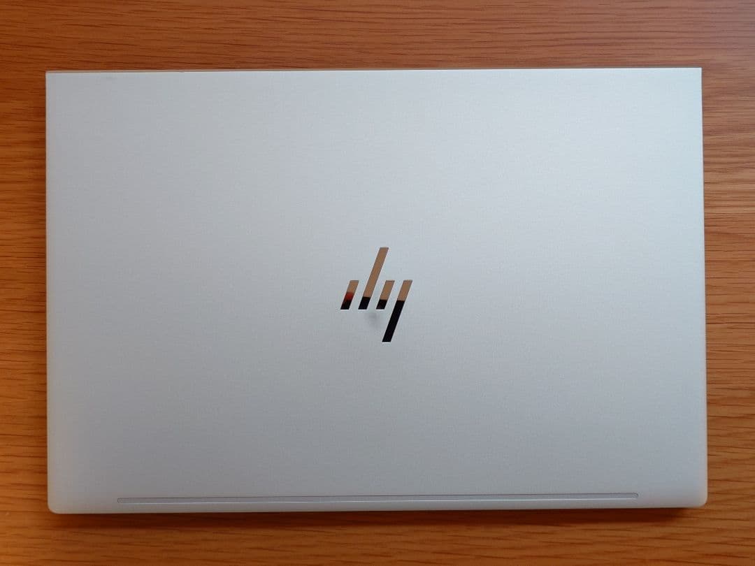 HP EliteBook 630 13 inch G9 i5 第12世代