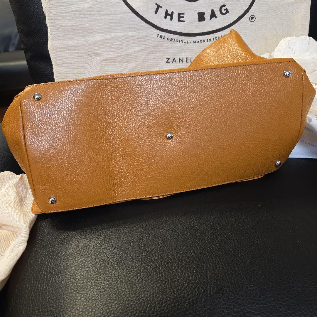 新品　ザネラート　ポスティーナL　キャメル　ショルダーバック